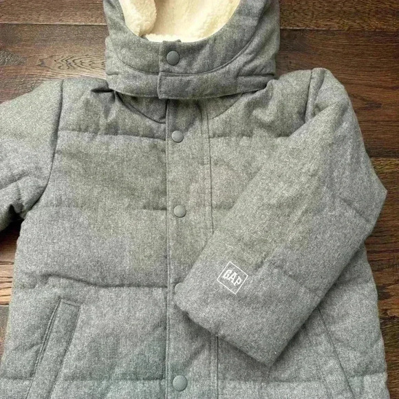 GAP Kids Sherpa Winter  Jacket - Picture 7 of 7